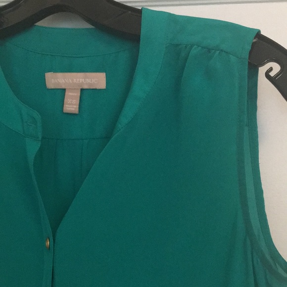 Banana Republic silk top - Picture 3 of 4